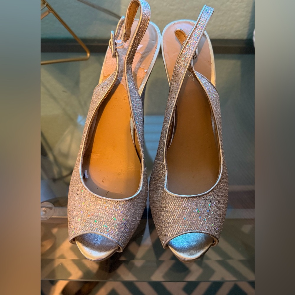 NINE WEST-Elegant Women's Peep-Toe glitter shimmer gold wedge sandal cork Heels
